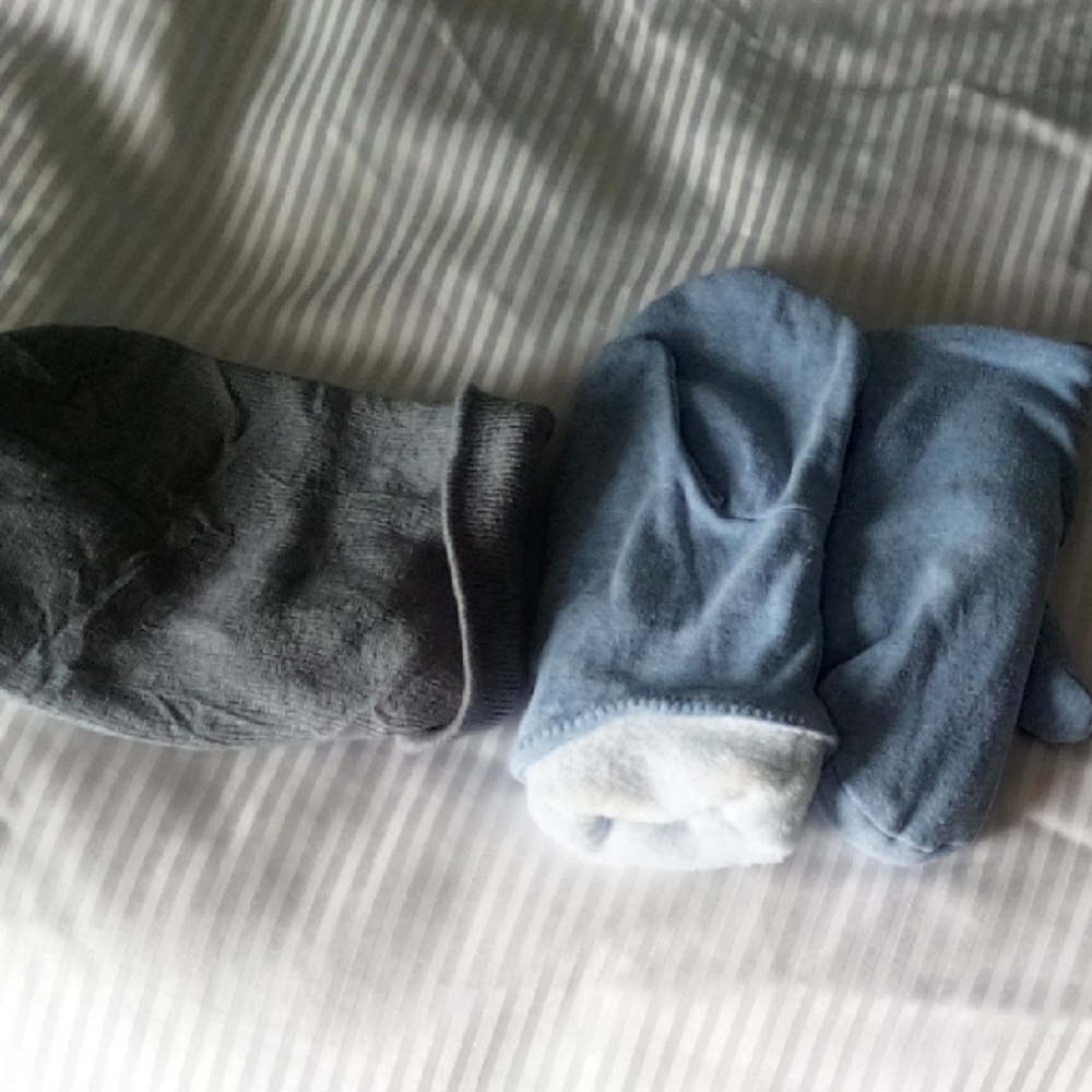 Men's Gray and Blue Mittens